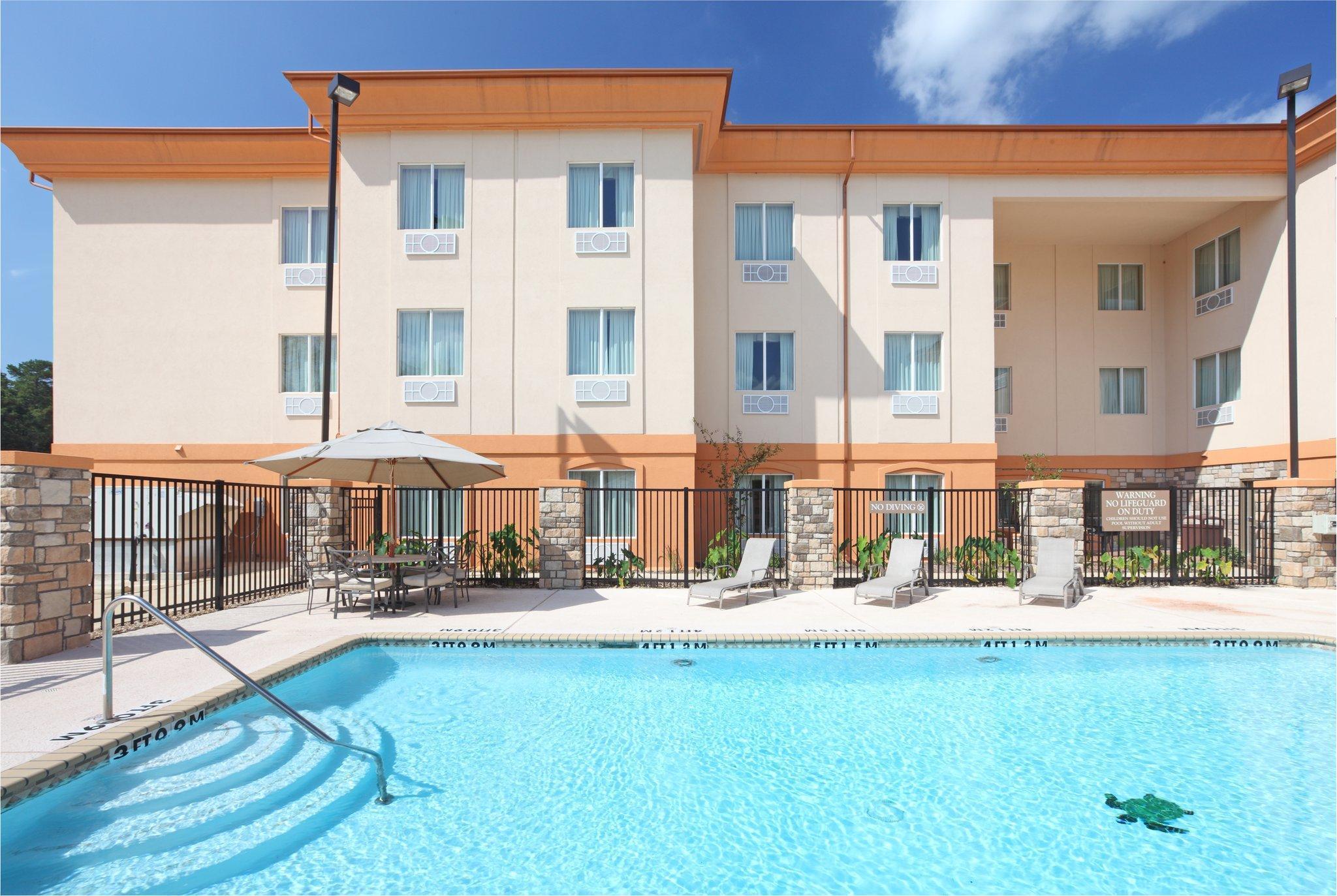 Holiday Inn Express Hotel & Suites Marshall By Ihg Exteriér fotografie