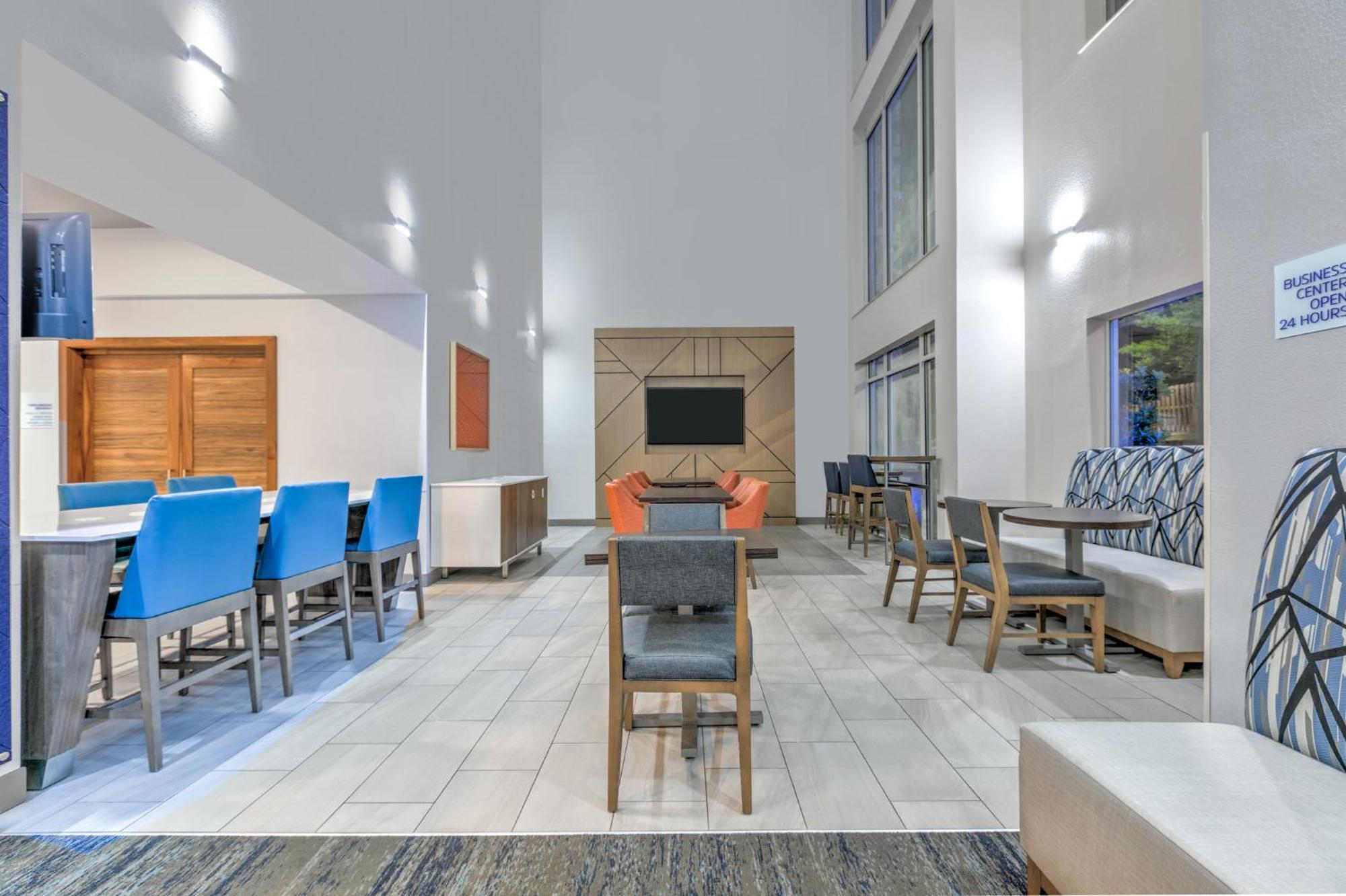 Holiday Inn Express Hotel & Suites Marshall By Ihg Exteriér fotografie