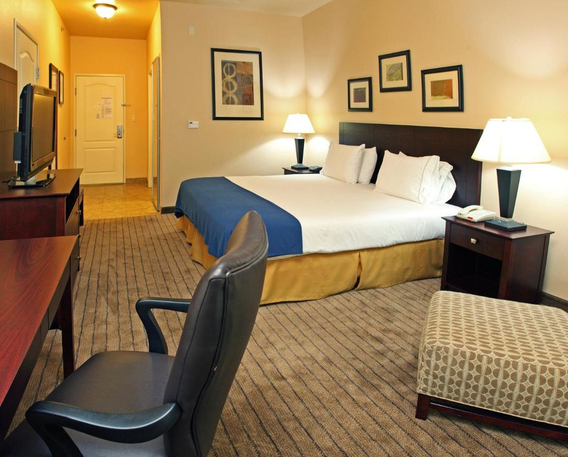 Holiday Inn Express Hotel & Suites Marshall By Ihg Exteriér fotografie